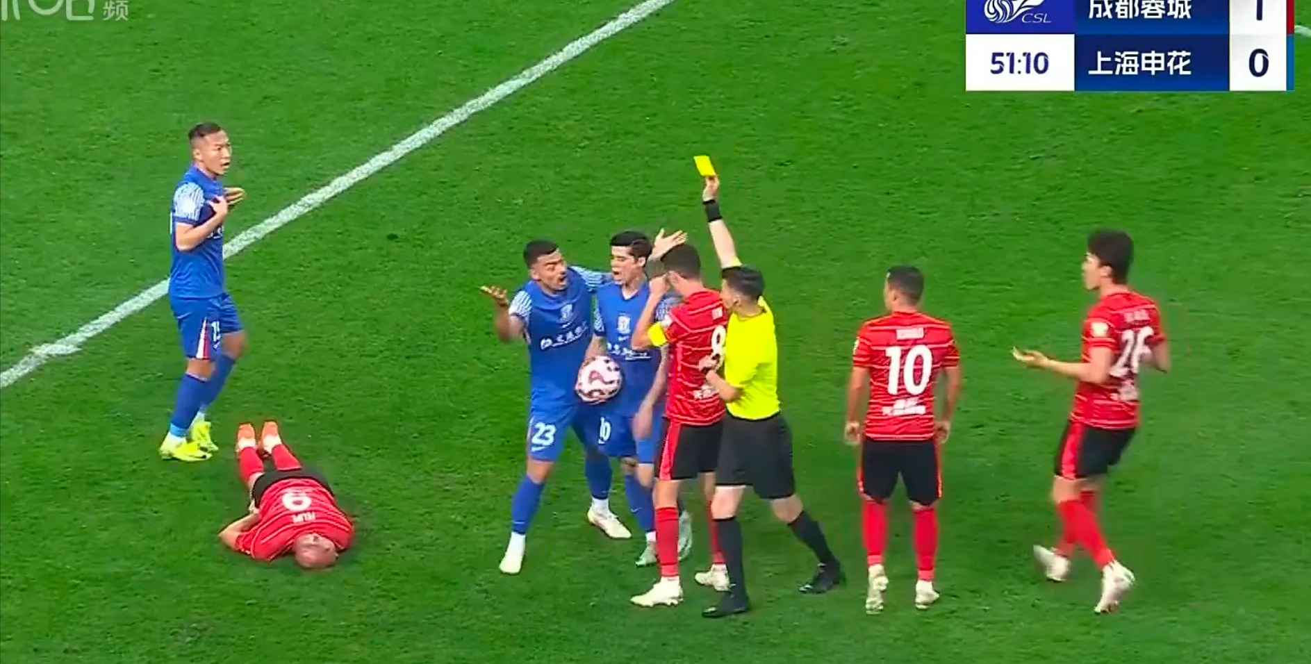 集结日西甲焦点战；上海海港队长鼓劲；球迷炸锅；团队化学反应显著的简单介绍