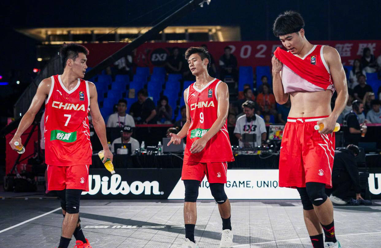 意甲赛前再迎强敌；山东男篮遗憾出局；主帅态度——底气十足；年轻球员得到机会的简单介绍