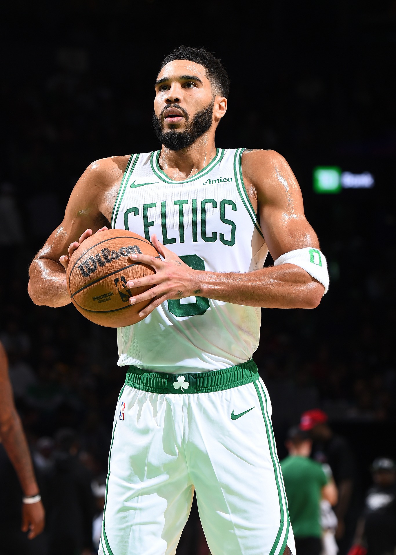 关于波士顿凯尔特人内部会议纪要流出：转会期临场应变，NBA总决赛使命明确，身体对抗强度拉满的信息