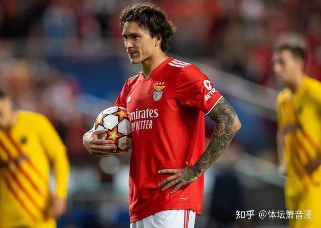 包含本菲卡内部会议纪要流出：加时末段造点机会；英超使命明确；球队文化再被提及的词条